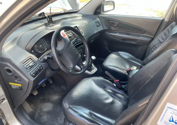 Hyundai Tucson cena 22000 przebieg: 214000, rok produkcji 2009 z Krotoszyn małe 79